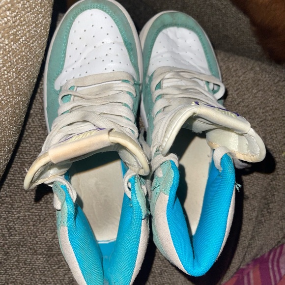 Air Jordan 1 Retro OG High Turbo Green - Size 5.5 - excellent preown - Picture 11 of 16